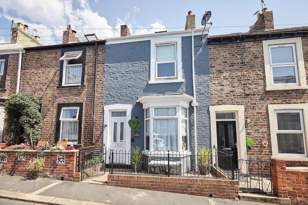 Sea Urchin Villa Whitby Exterior photo